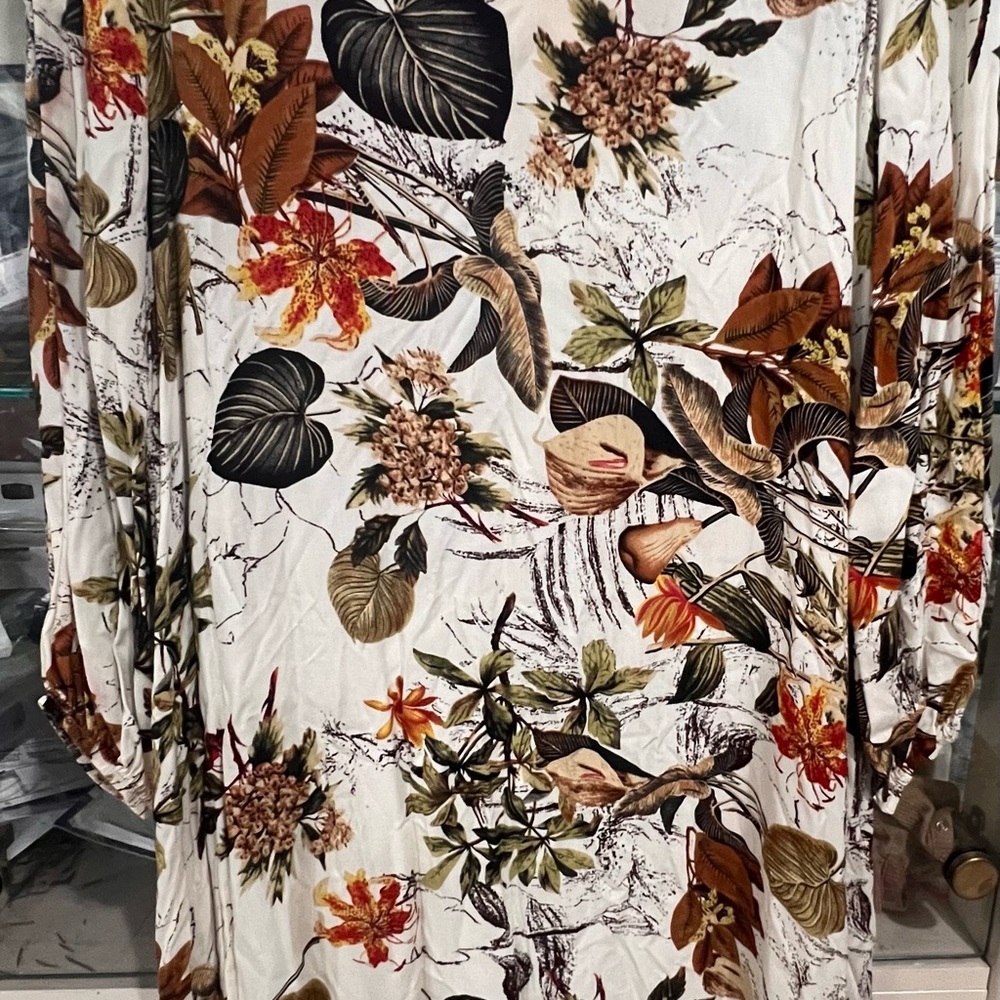 Floral Long Sleeve Maxi Dress - Picture 2 of 11